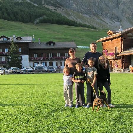 Chalet Del Sole per gruppi Livigno Esterno foto