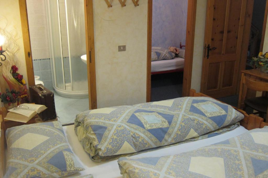 Chalet Del Sole per gruppi Livigno Camera foto