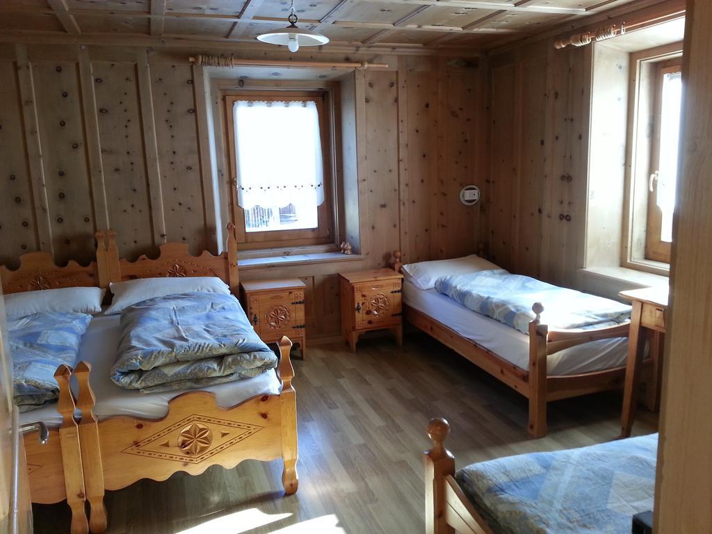 Chalet Del Sole per gruppi Livigno Esterno foto