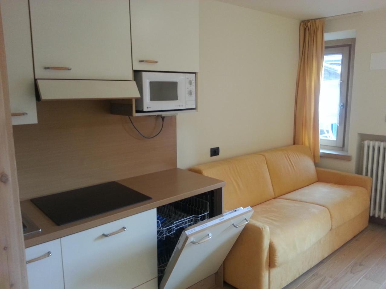 Chalet Del Sole per gruppi Livigno Esterno foto